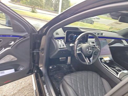 New 2026 Mercedes-Benz S 580 4MATIC Sedan image 9