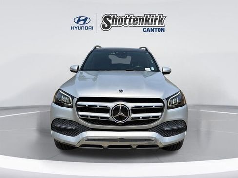 Used 2021 Mercedes-Benz GLS 450 4MATIC image 2