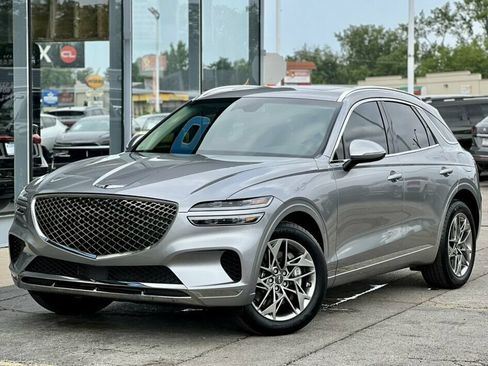 Used 2025 Genesis GV70 2.5T w/ Select Package AWD/4WD image 33