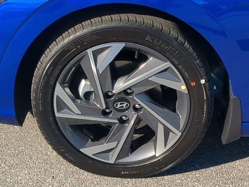 New 2025 Hyundai Elantra Sport image 11