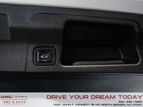 Used 2023 GMC Acadia AT4 w/ Preferred Package image 44