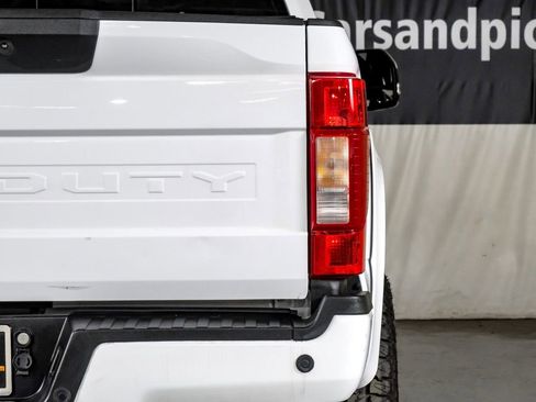 Used 2022 Ford F250 Lariat w/ Lariat Value Package image 43