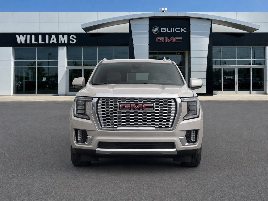 Used 2022 GMC Yukon Denali AWD/4WD image 2
