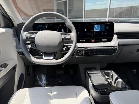 Used 2025 Hyundai Ioniq 5 Limited RWD image 16