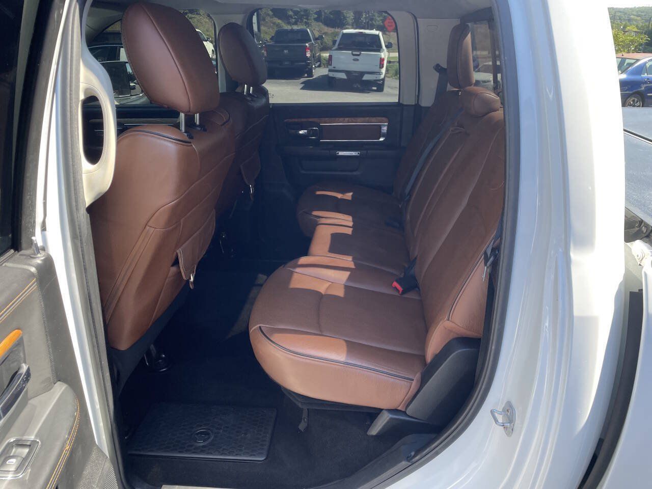 Used 2015 RAM 1500 Laramie Longhorn w/ Convenience Group AWD/4WD image 10