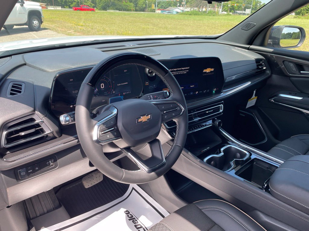 New 2026 Chevrolet Traverse High Country w/ LPO, Floor Liner Package FWD image 27