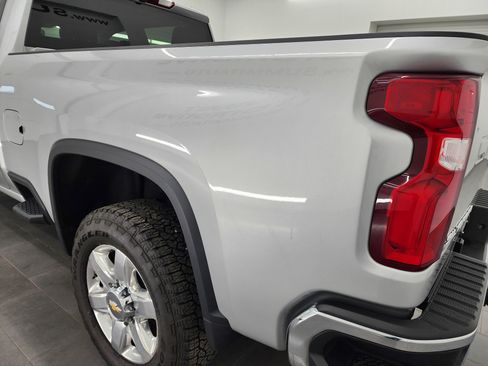 Used 2023 Chevrolet Silverado 3500 LTZ w/ Gooseneck/5TH Wheel Package image 32