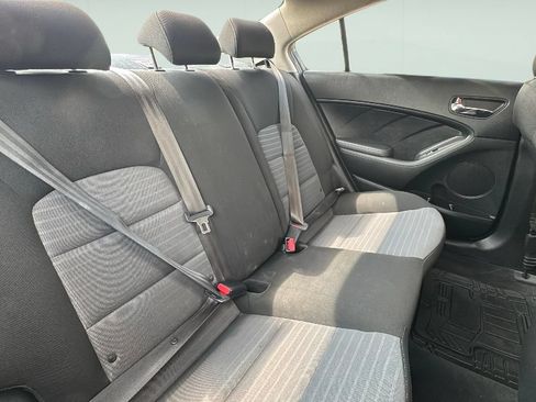 Used 2018 Kia Forte S FWD image 24