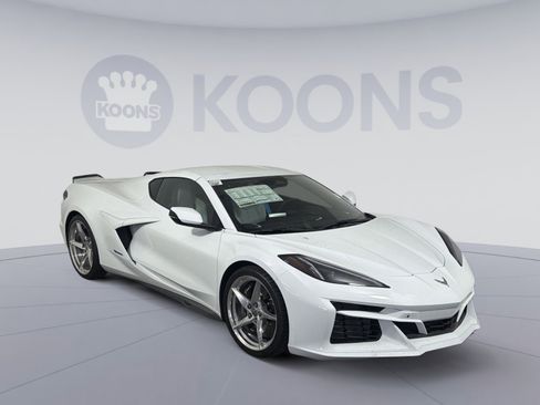 New 2025 Chevrolet Corvette E-Ray w/ ZER Performance Package image 10