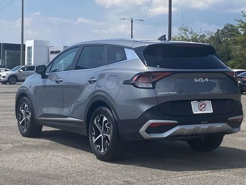 Used 2024 Kia Sportage EX FWD image 5