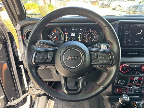 Used 2024 Jeep Wrangler Unlimited Rubicon 392 w/ Dual Top Group AWD/4WD image 28