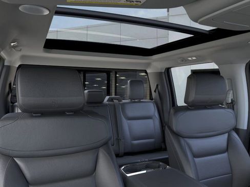 New 2026 Ford F250 Lariat w/ Black Appearance Package image 22