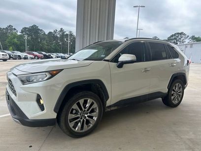 Used 2019 Toyota RAV4 Limited w/ Cold Weather Package