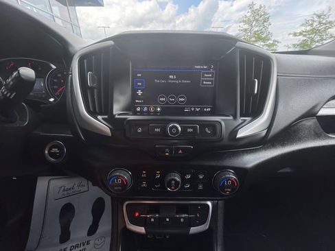 Certified 2024 GMC Terrain SLE w/ Driver Convenience Package FWD image 13