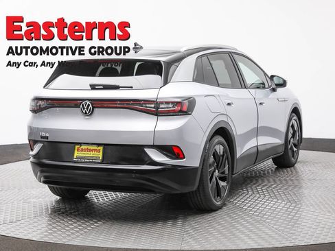 Used 2022 Volkswagen ID.4 Pro S w/ Gradient Package image 5