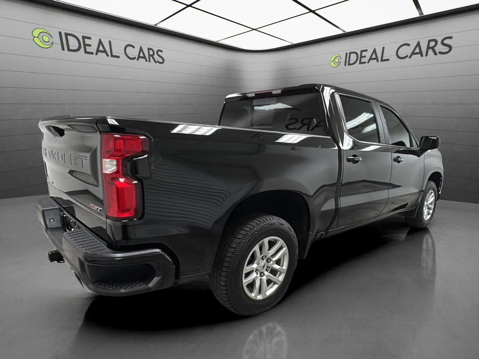 Used 2020 Chevrolet Silverado 1500 RST AWD/4WD image 5