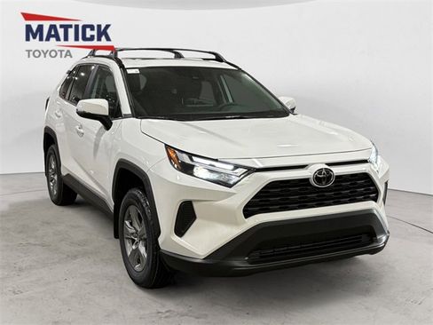 New 2025 Toyota RAV4 XLE image 1