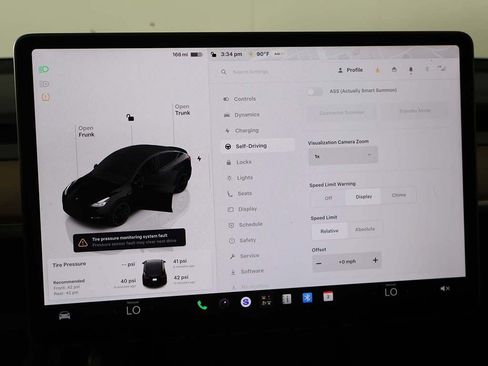 Used 2023 Tesla Model Y Performance AWD/4WD image 47