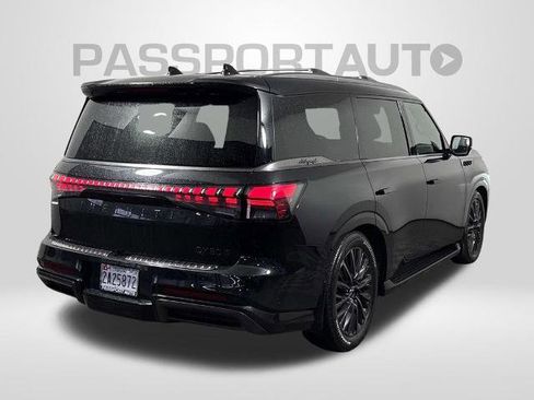 Certified 2025 INFINITI QX80 Autograph w/ Autograph Exterior Package image 5