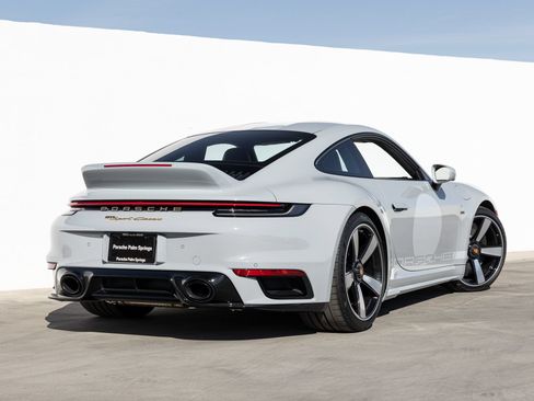 Certified 2023 Porsche 911 Sport Classic RWD image 7