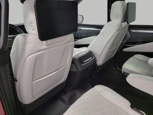 Certified 2026 Cadillac Escalade V w/ LPO, Floor Liner Package image 24