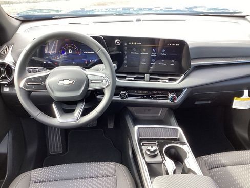 New 2026 Chevrolet Equinox LT image 19