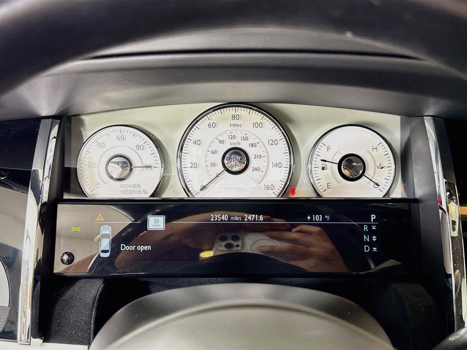 Used 2019 Rolls-Royce Ghost RWD image 16