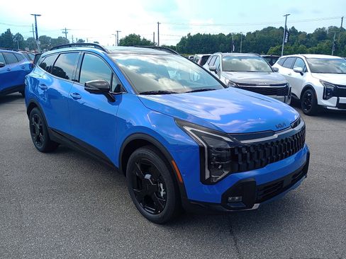 New 2026 Kia Sportage X-Line w/ X-Line Technology Package image 1