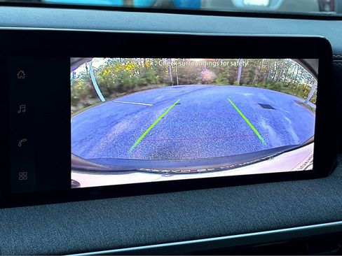 New 2026 Nissan Kicks SV image 7