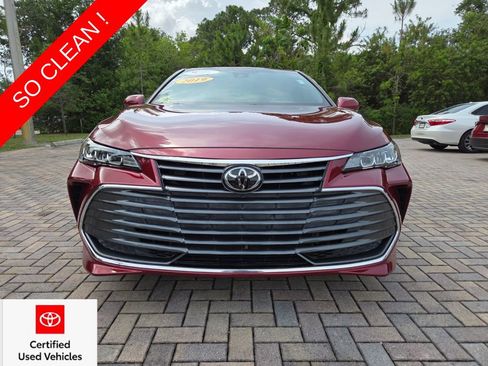 Certified 2019 Toyota Avalon XLE w/ Moonroof Package FWD image 2