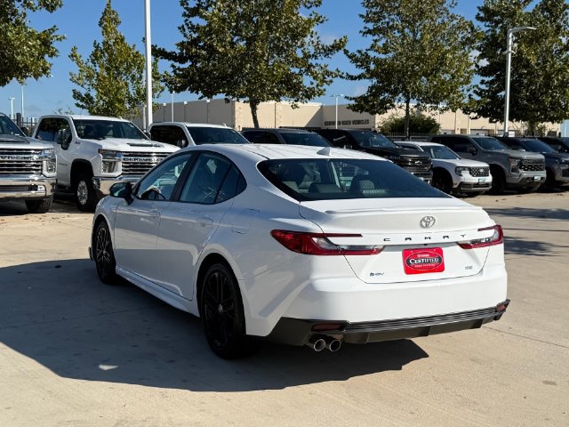 Used 2025 Toyota Camry SE FWD image 7