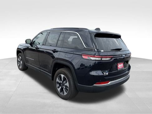 New 2024 Jeep Grand Cherokee Limited 4xe w/ Luxury Tech Group II image 3