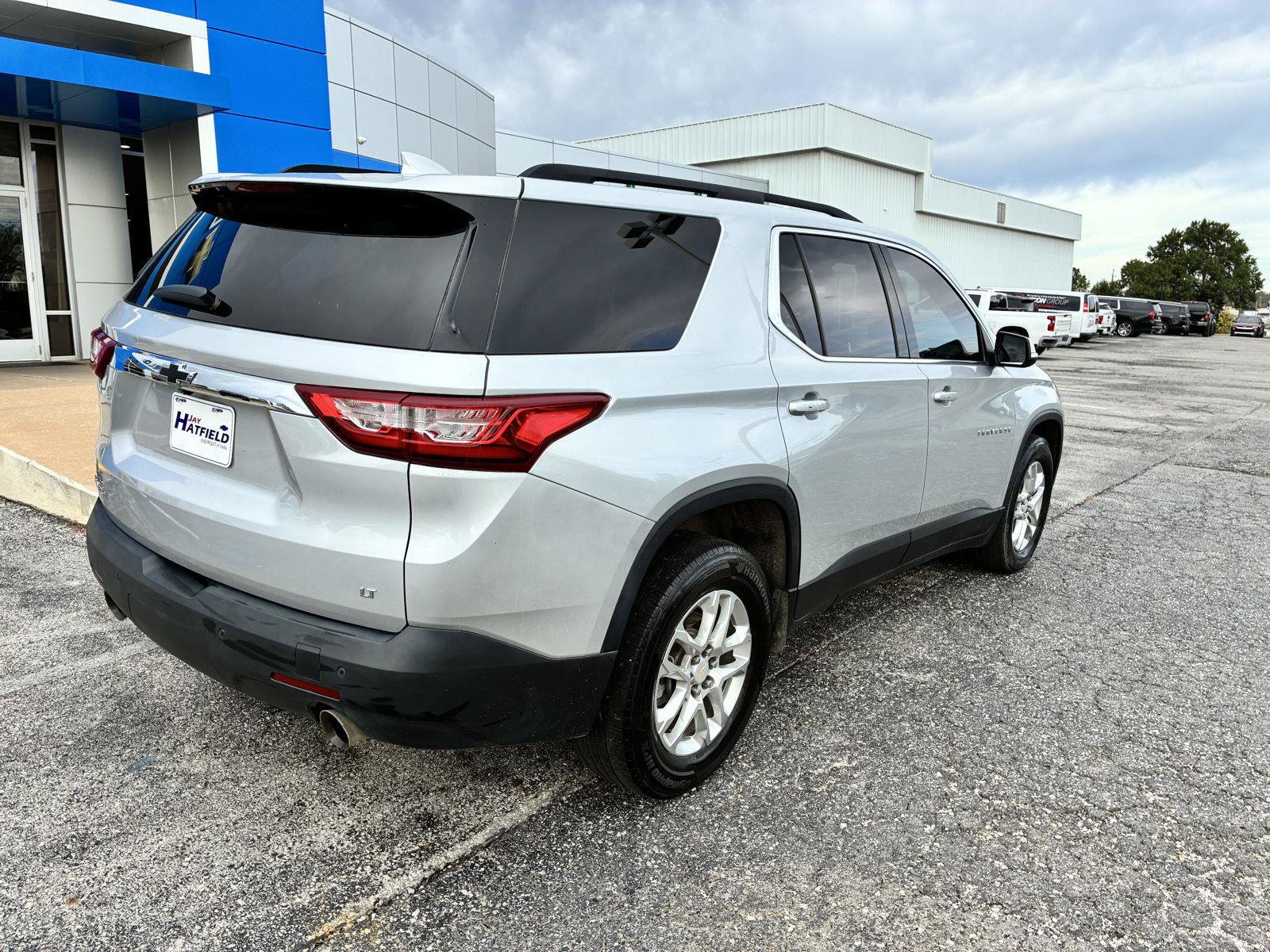 Used 2021 Chevrolet Traverse LT FWD image 8