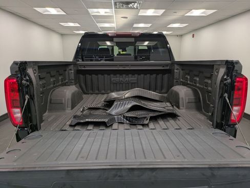 Used 2024 GMC Sierra 1500 Elevation w/ Elevation Premium Package AWD/4WD image 25