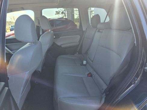 Used 2017 Subaru Forester 2.5i Limited image 13