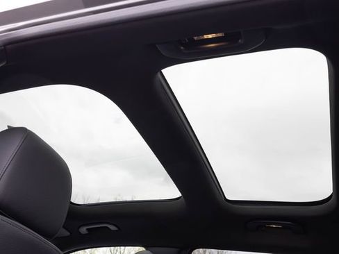 New 2026 Mercedes-Benz GLB 250 4MATIC image 27