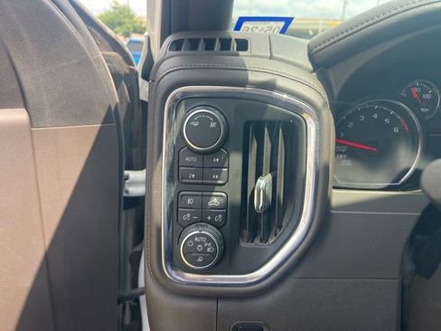 Used 2019 Chevrolet Silverado 1500 LTZ AWD/4WD image 12