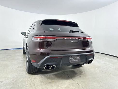 Certified 2024 Porsche Macan S AWD/4WD image 19