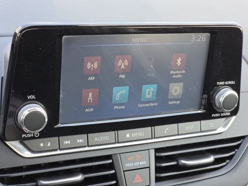 Used 2022 Nissan Altima 2.5 S FWD image 16