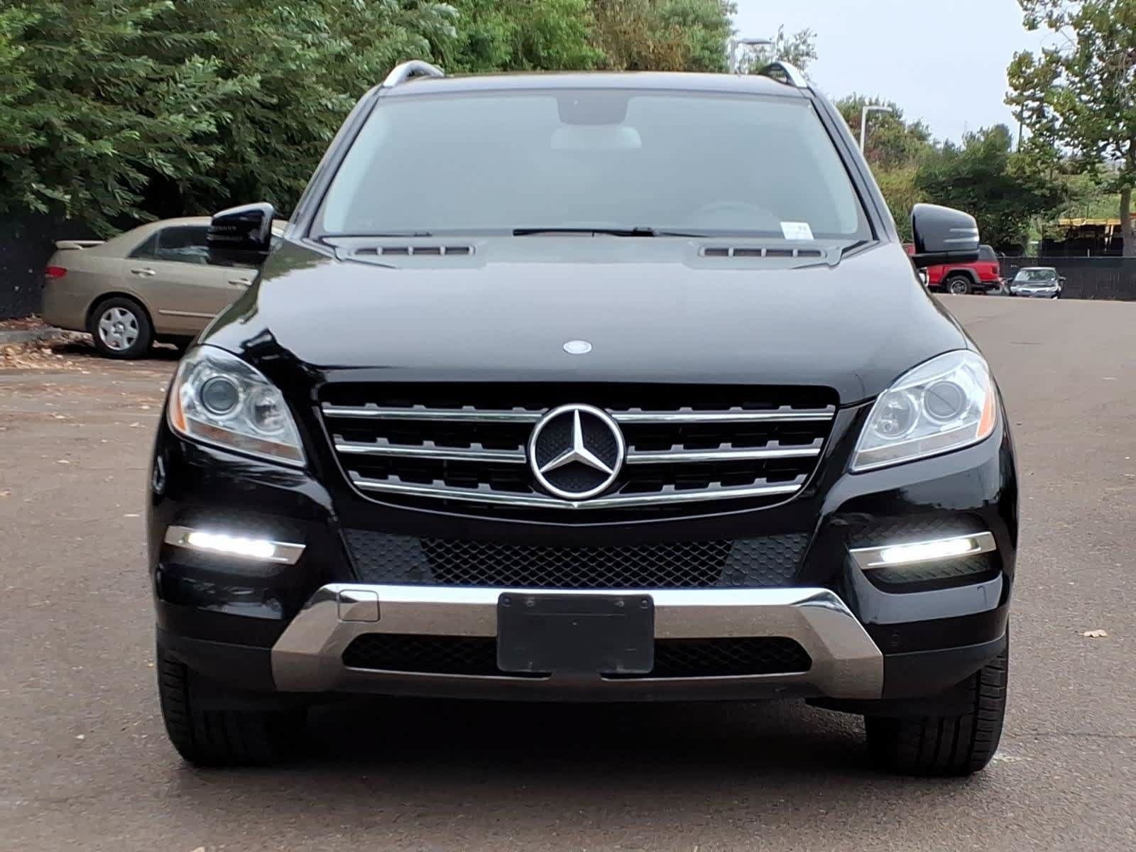 Used 2012 Mercedes-Benz ML 350 BlueTEC 4MATIC image 2