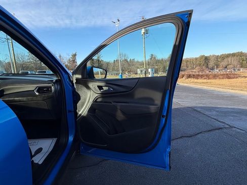 Used 2024 Chevrolet Equinox RS w/ LPO, Floor Liner Package image 27