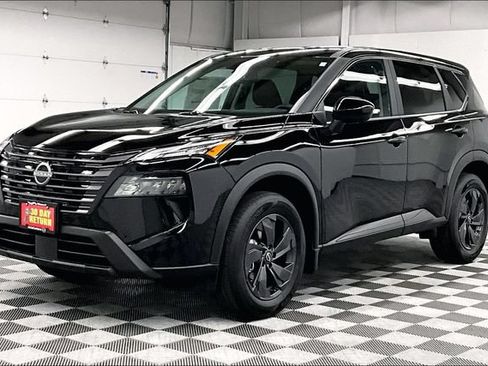 New 2026 Nissan Rogue SV w/ Cold Weather Package AWD/4WD image 2