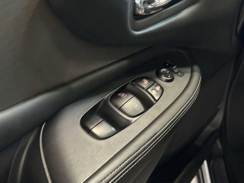 Used 2019 Nissan Murano SV AWD/4WD image 28