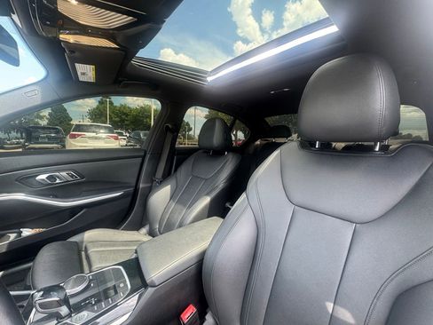 Used 2019 BMW 330i Sedan w/ Convenience Package RWD image 6