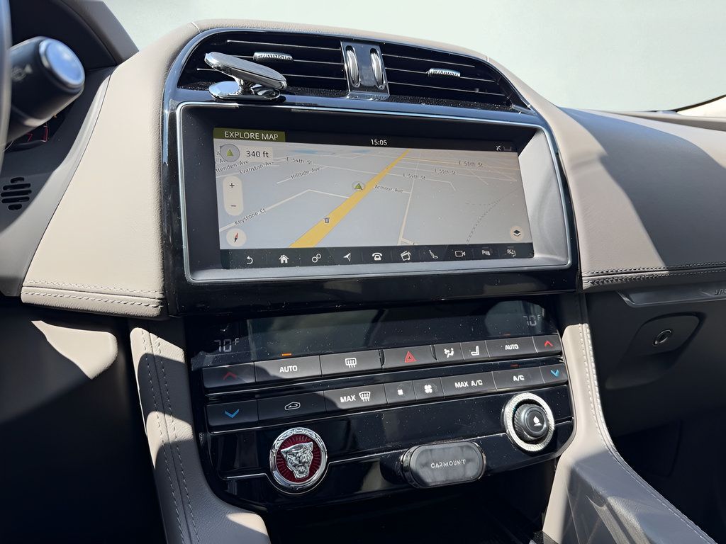 Used 2019 Jaguar F-PACE Portfolio AWD/4WD image 42