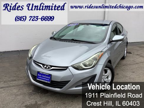 Used 2015 Hyundai Elantra SE FWD image 2