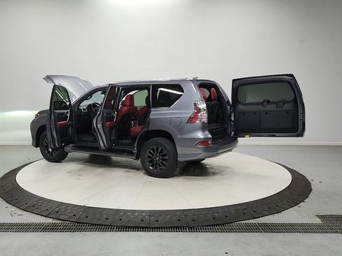 Used 2023 Lexus GX 460 Premium w/ Premium Package AWD/4WD image 14