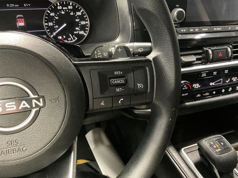 Used 2022 Nissan Pathfinder S AWD/4WD image 21