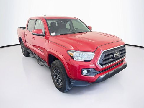 Used 2022 Toyota Tacoma SR5 w/ Technology Package RWD image 4