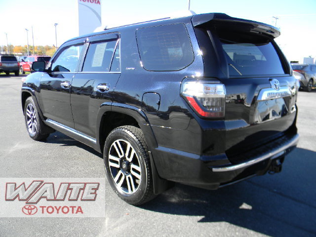 Used 2024 Toyota 4Runner Limited AWD/4WD image 5